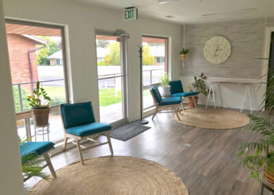 Curl Corner Studio Suites Banner