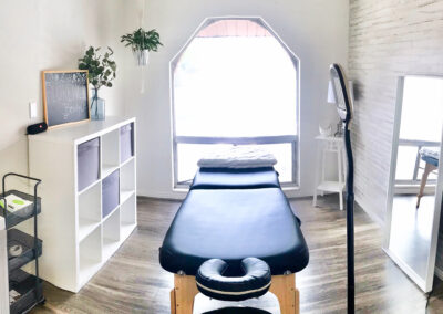 Curl Corner Studio Suites Home Page Banner